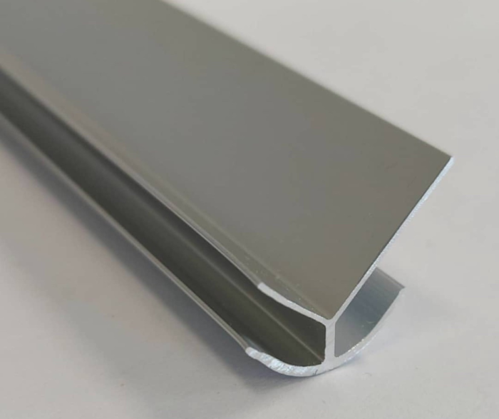 Спојна лајсна за надворешен агол