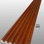Декоративен панел со изглед на дрво. Направен од црвст композитен материјал ( дрво+пластика) Се користи само за затворени простории